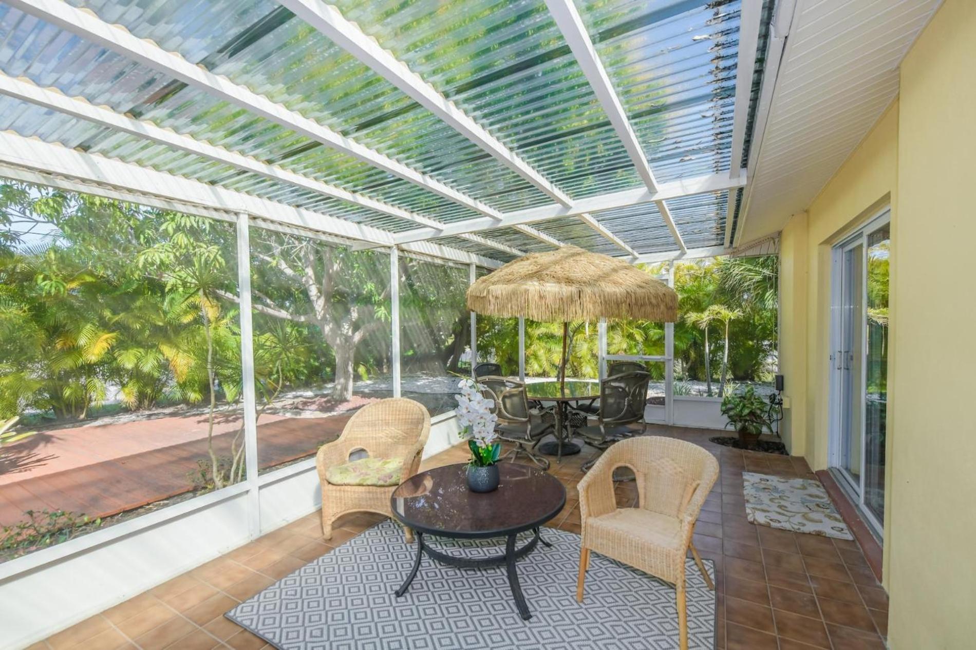 Island Time - Home Wenclosed Lagoon Style Pool Spa Walk To Beach Bikes Holmes Beach Exterior foto
