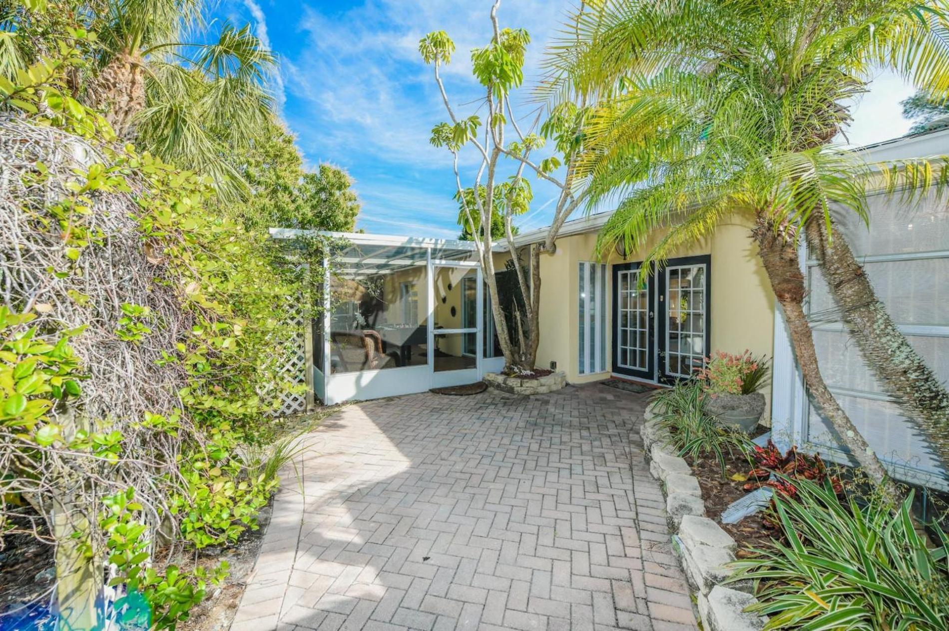 Island Time - Home Wenclosed Lagoon Style Pool Spa Walk To Beach Bikes Holmes Beach Exterior foto